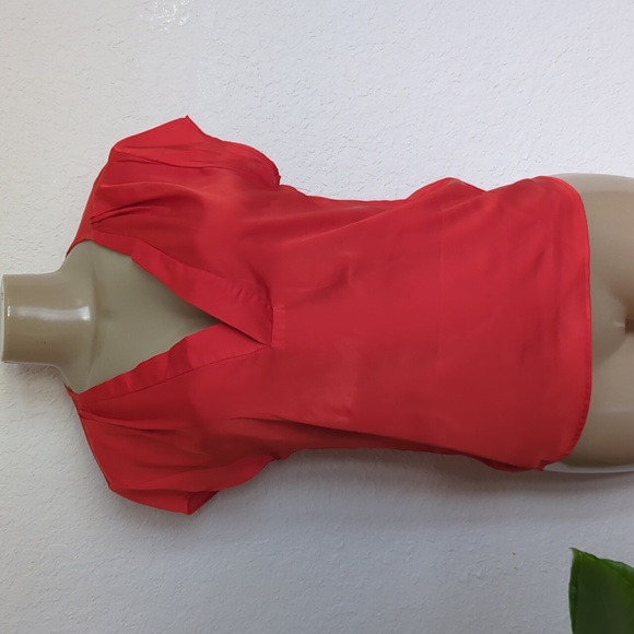 H&M Blouse Bundle size 4 - Picture 3 of 8